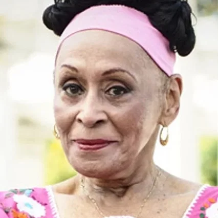  Omara Portuondo