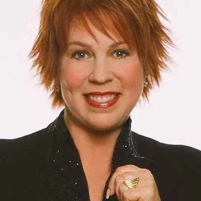  Vicki Lawrence