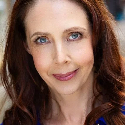  Caroline McQuade