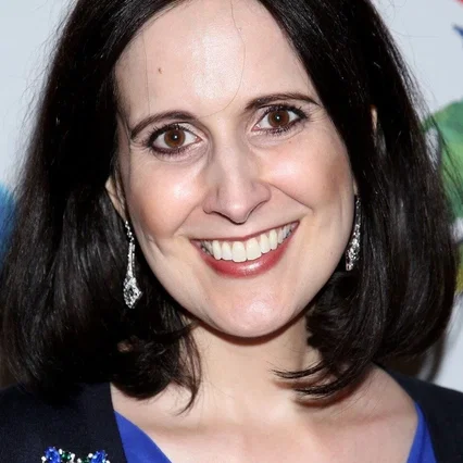  Stephanie D'Abruzzo
