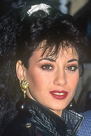  Élodie Chérie