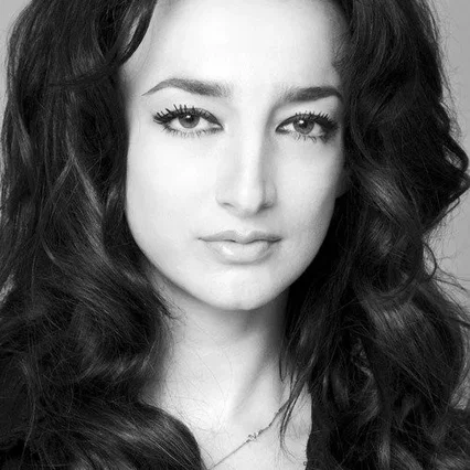  Desislava Tenekedjieva