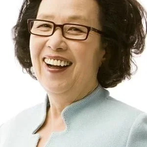 Na Moon-hee