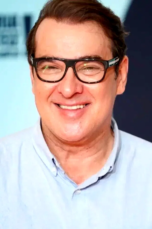  Luis Merlo