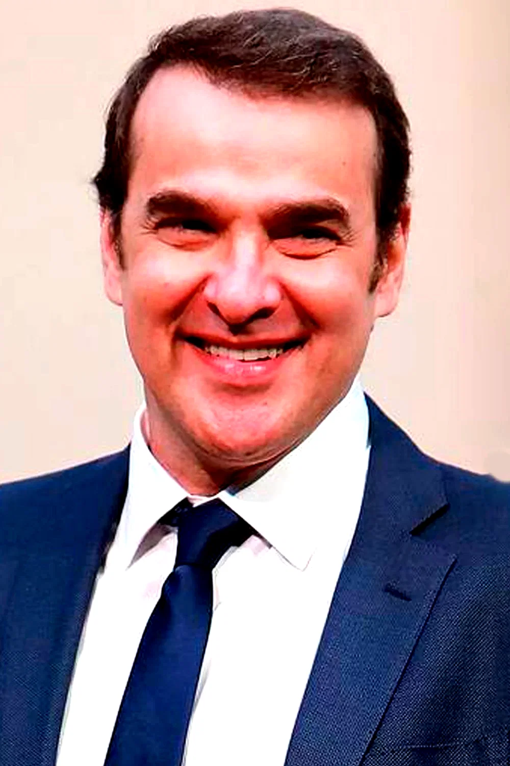  Luis Merlo