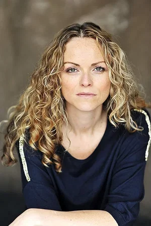  Anna-Louise Plowman photo