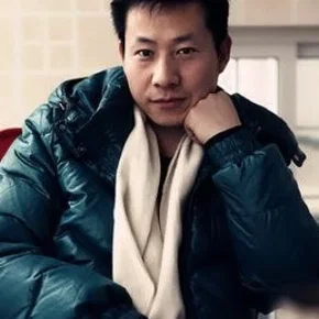 Photo star :  He Yunle
