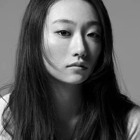 Photo star :  Han Yong-hye
