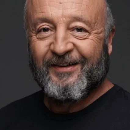  Hakan Salınmış