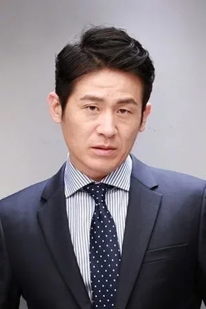  Jeong Jin photo