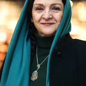 Photo star : Golab Adineh