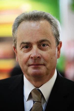  Alexander Hemala photo