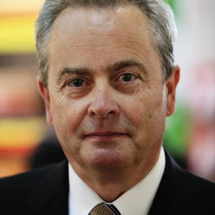  Alexander Hemala
