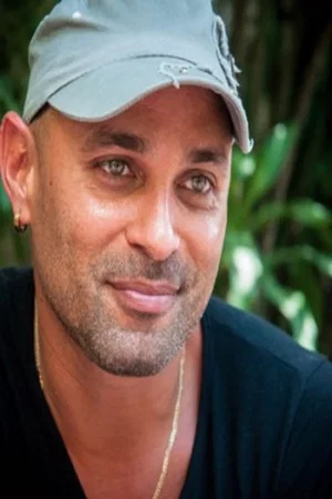  Alberto Yoel photo
