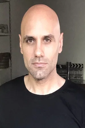 Javier Van Der Couter photo