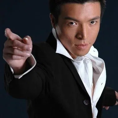  Weiguang Wang
