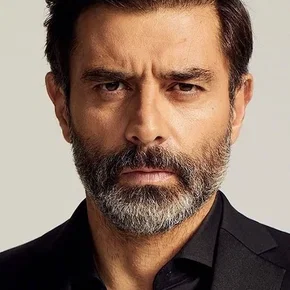 Photo star : Cansel Elcin