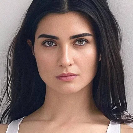  Tuba Büyüküstün