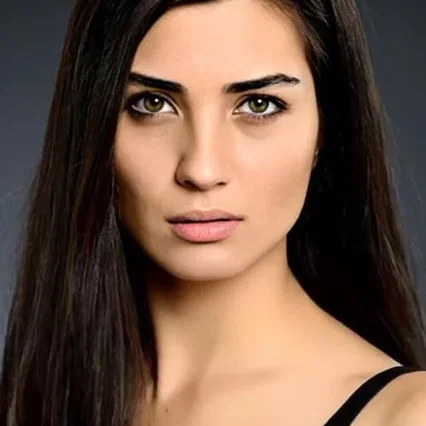  Tuba Büyüküstün