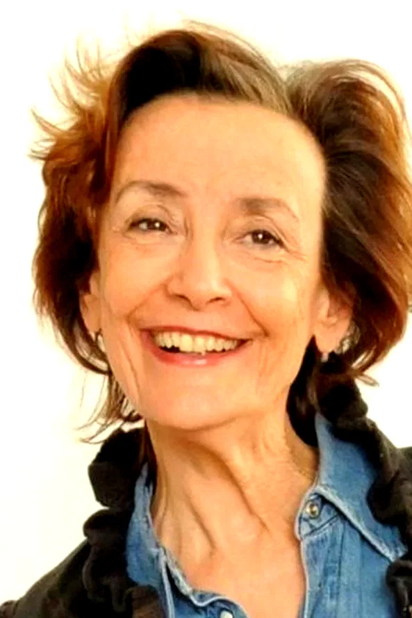  Lucienne Deschamps