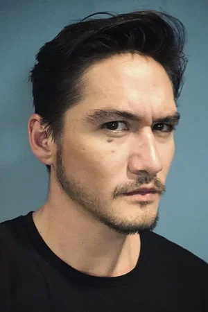   Ananda Matthew Everingham  photo
