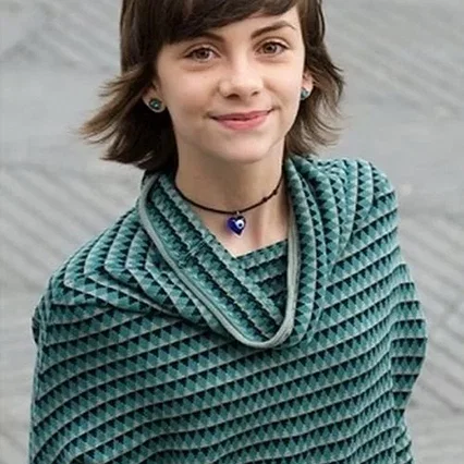  Lucía Pollán