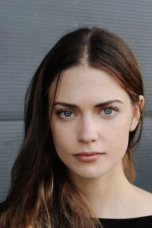 Laura Berlin