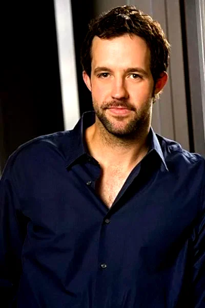  Peter Cambor