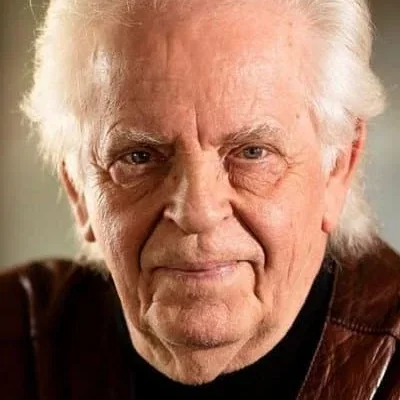  Arnar Jónsson