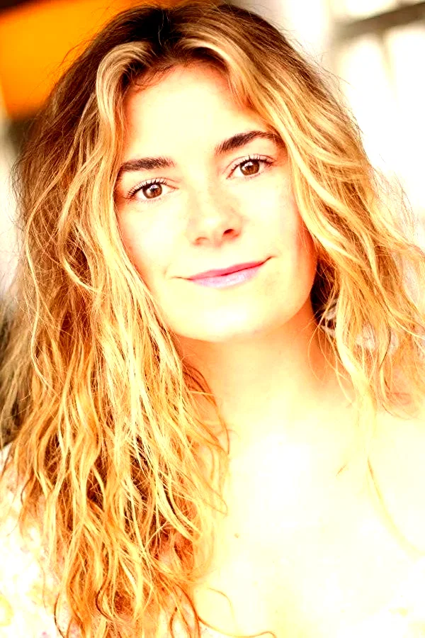 Jamie Neumann