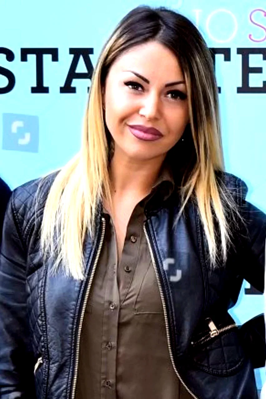  Klea Marku