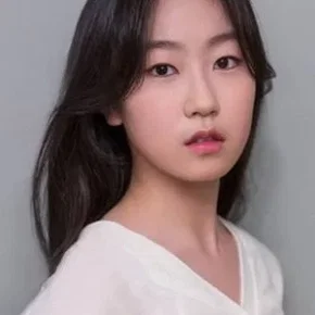 Photo star :  Kim Hwan-hee