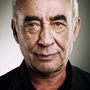 Photo star : Sener Sen