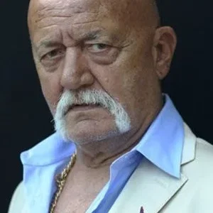  Sümer Tilmaç