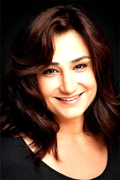  Devin Özgür Çınar