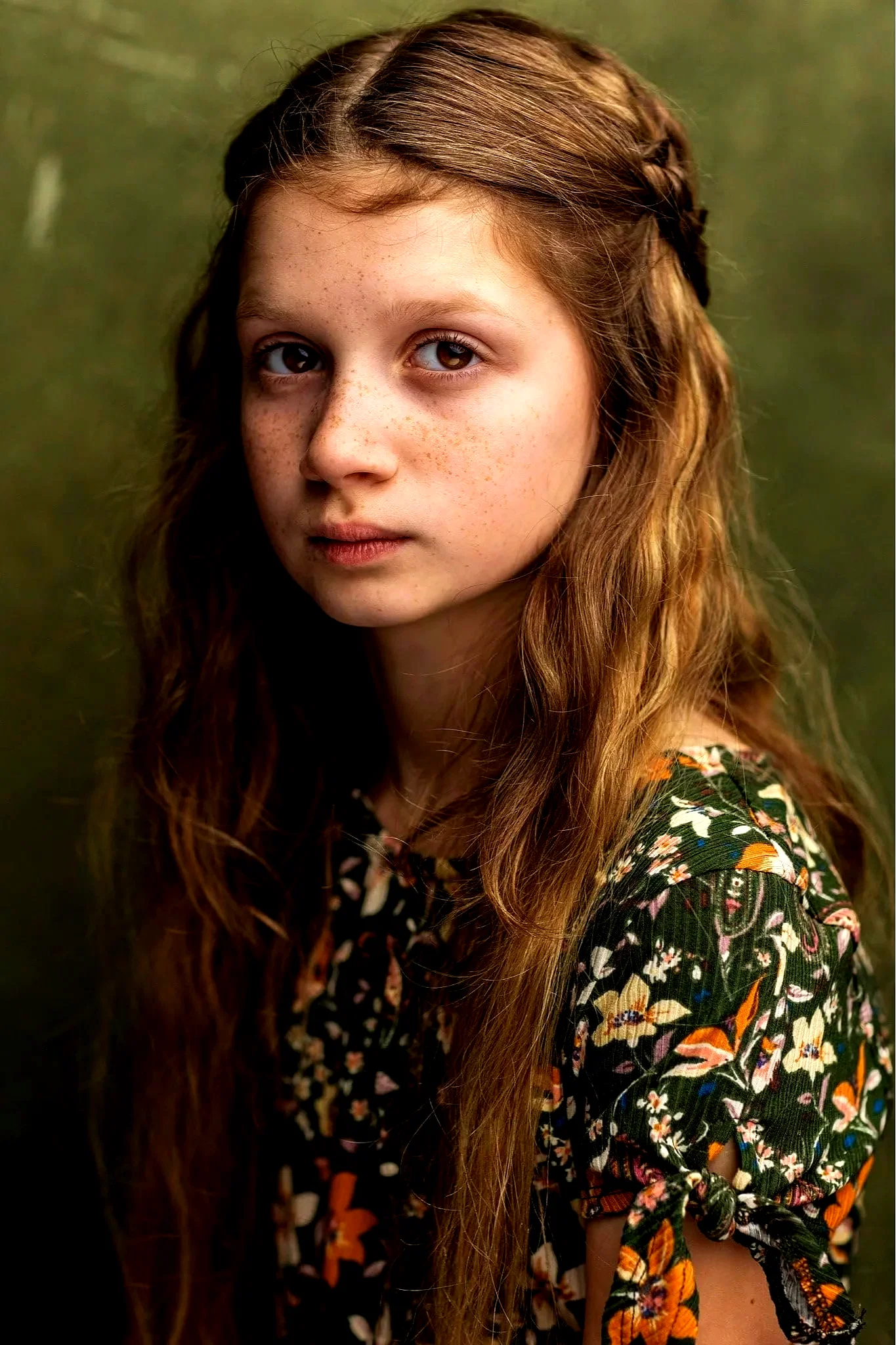  Olivia Lynes