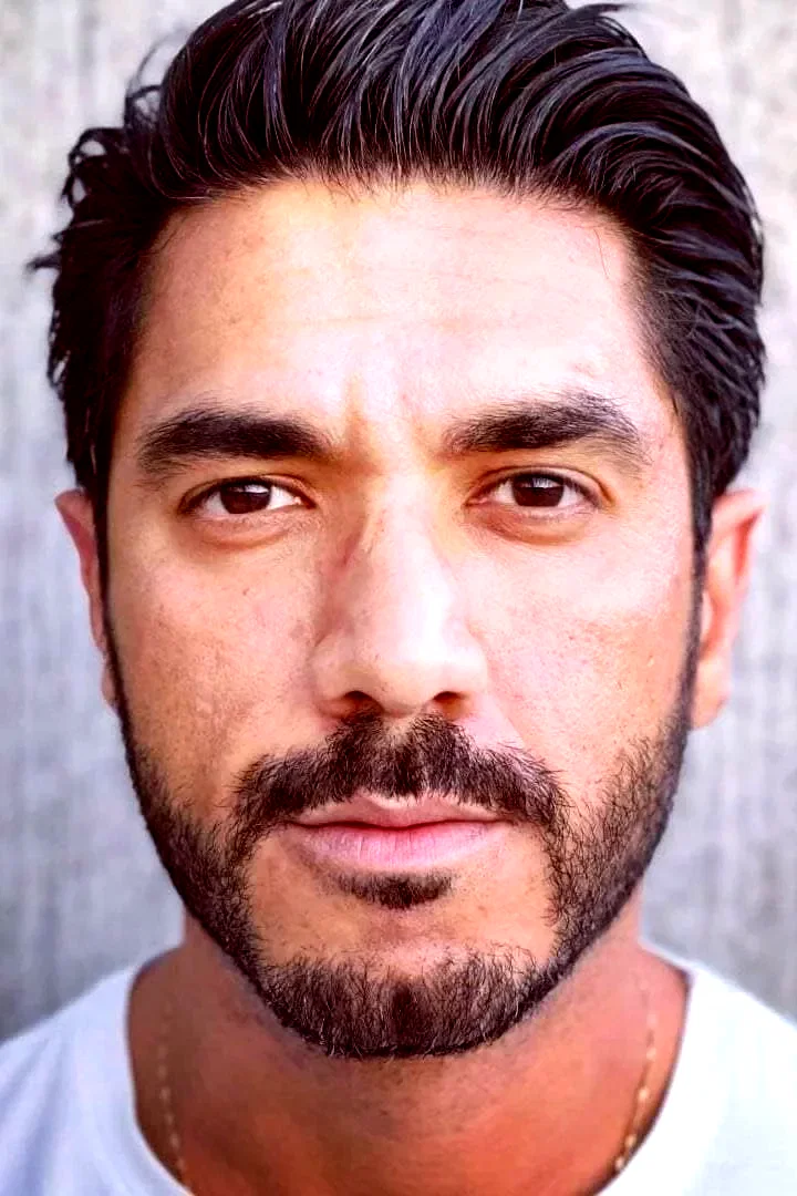  Afshin Firouzi