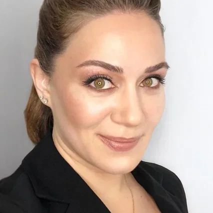 Özge Borak