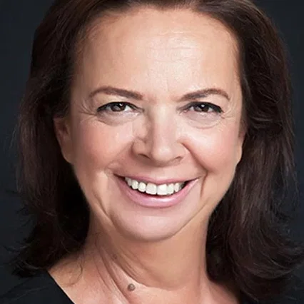  Ayşe Tunaboylu