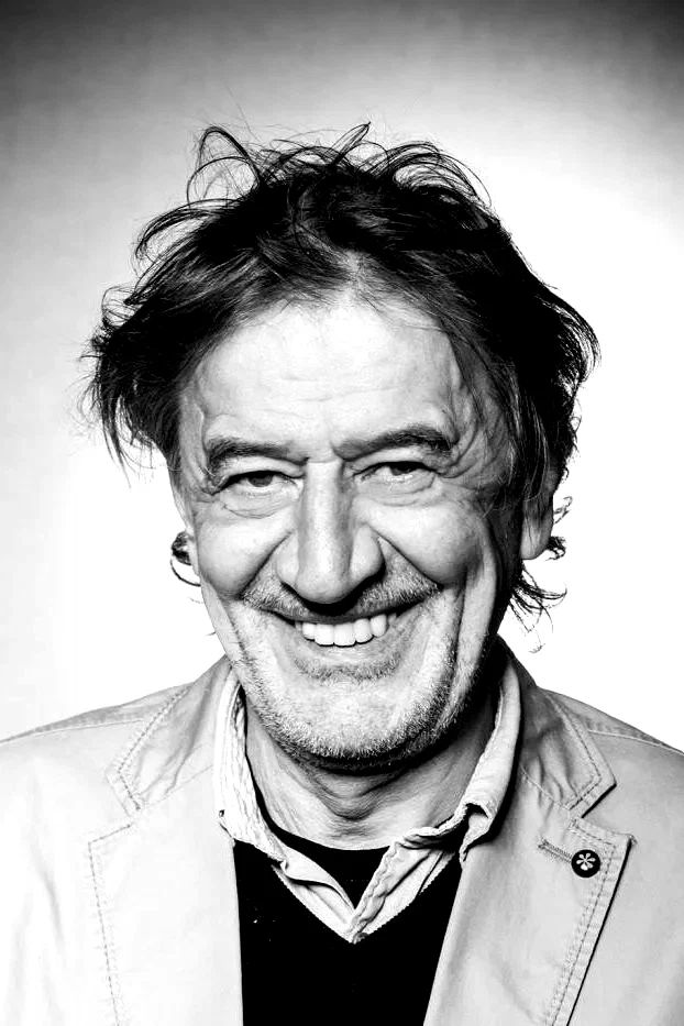  Zoltán Mucsi
