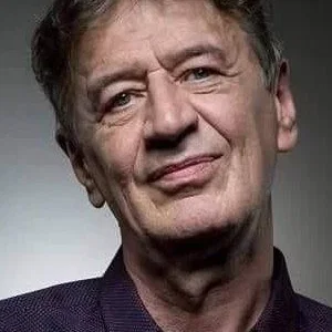  Zoltán Mucsi