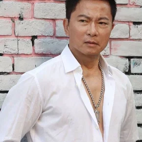 Photo star :  Chi Kuan Chun