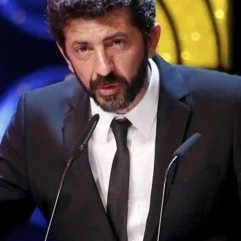  Alberto Rodriguez