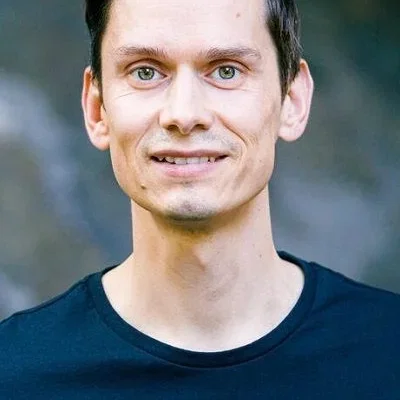  Dirk Petrick