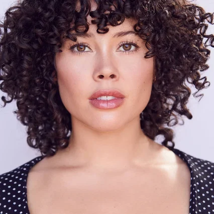  Rebecca Knox