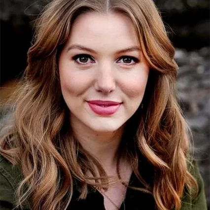  Seána Kerslake