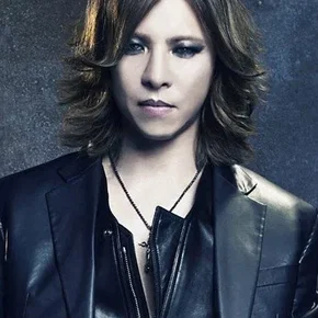Photo star :  YOSHIKI