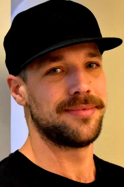  Niklas Hogner