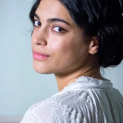  Ester Pantano