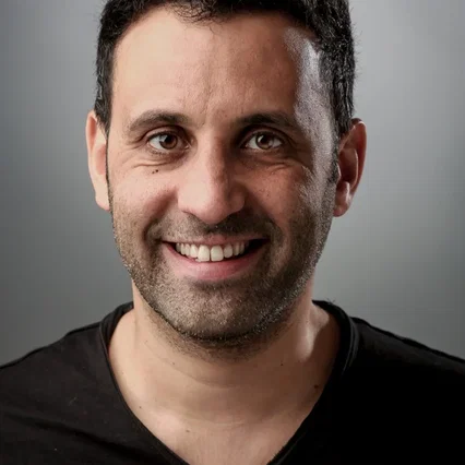  Yaniv Biton